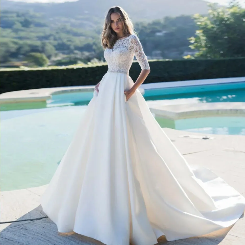 Scoop Neck Satin A-Line Wedding Dresses Luxury Appliques Beaded Sashes Court Train