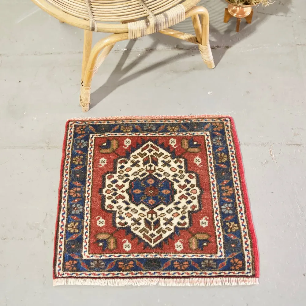 Vintage Mini Turkish Rug 23"x23"